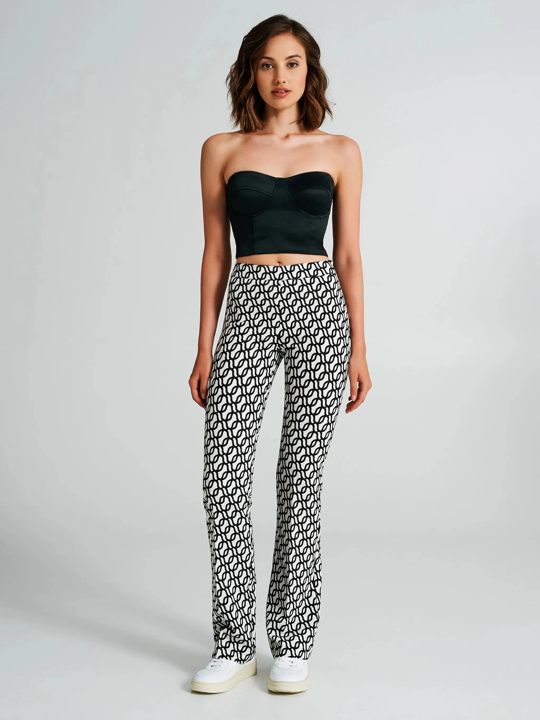 Pantaloni a Zampa Motivo Geometrico Nero